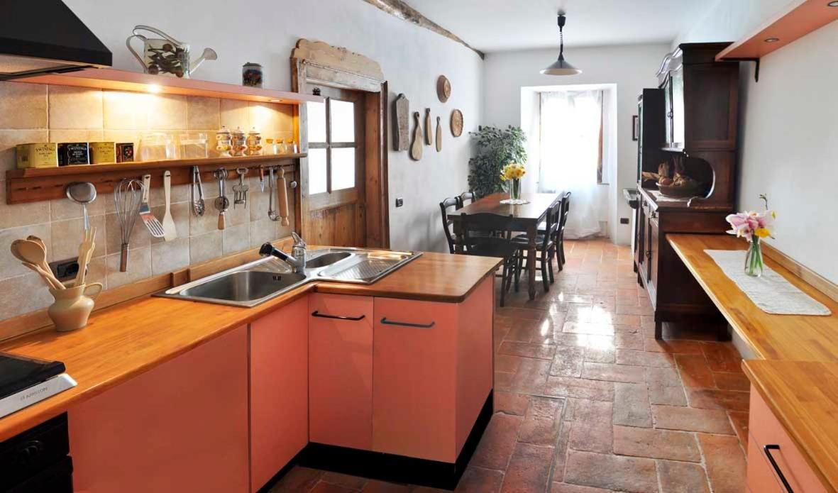 B&B Aquarelle Faggeto Lario Esterno foto